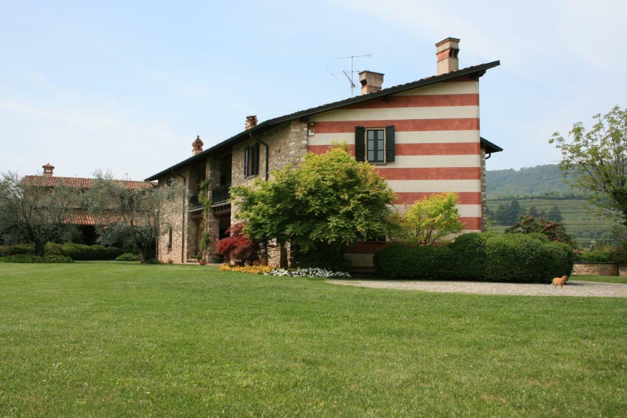 B&B Il Dosso Корте Франка Екстериор снимка