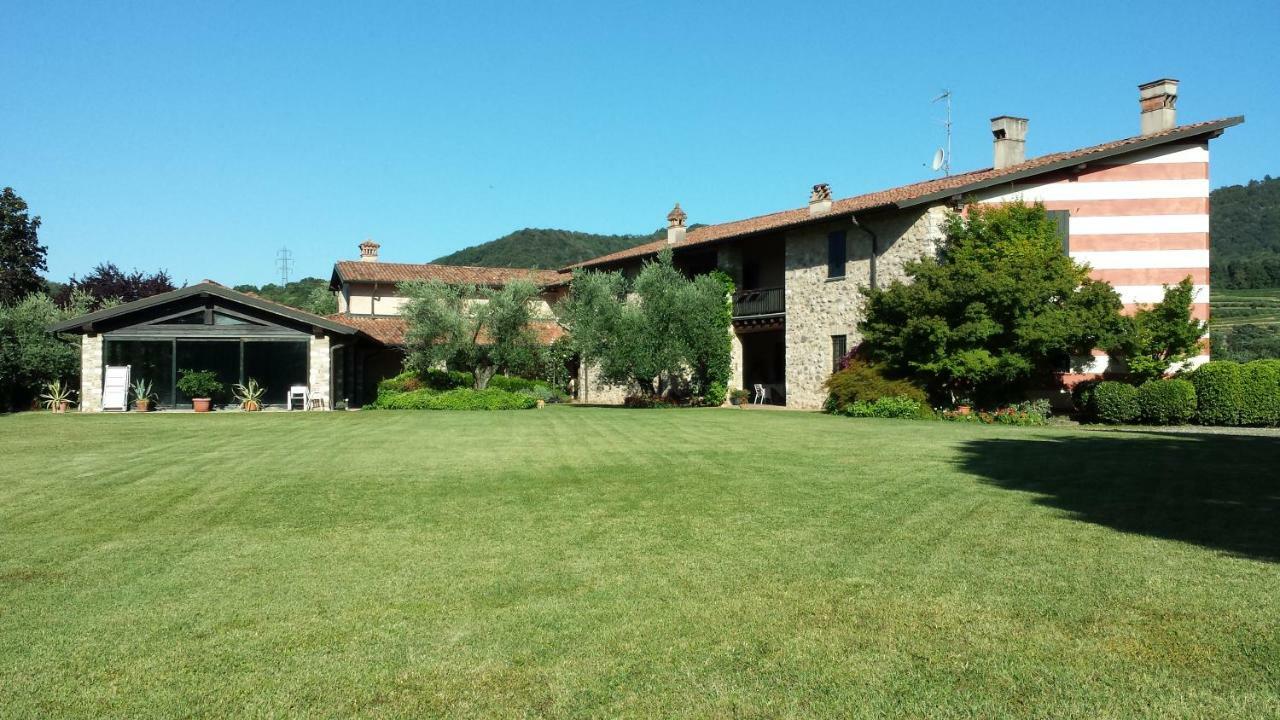 B&B Il Dosso Корте Франка Екстериор снимка